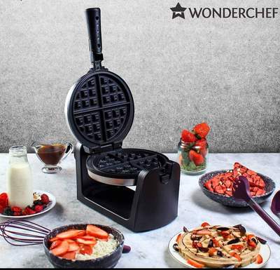 Belgian Waffle Maker, 1000W